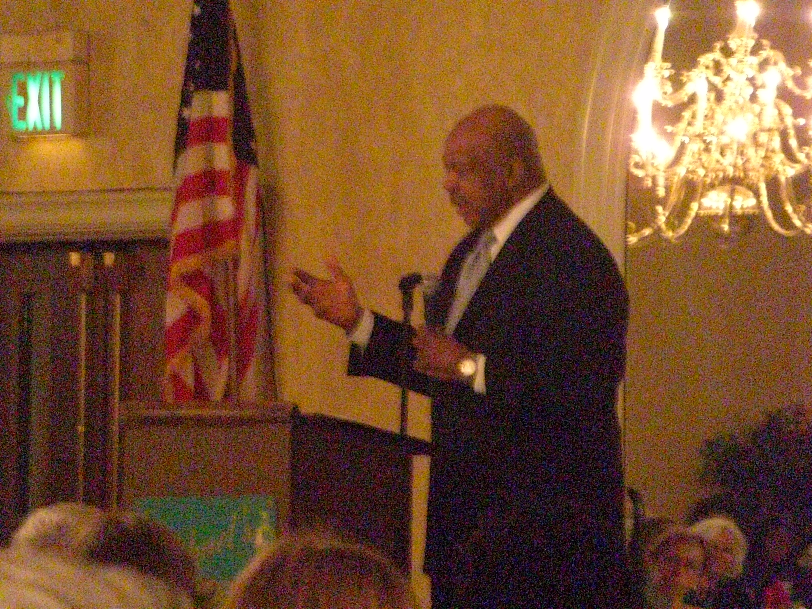 Elijah Cummings at JJ Dinner - Giving Speech