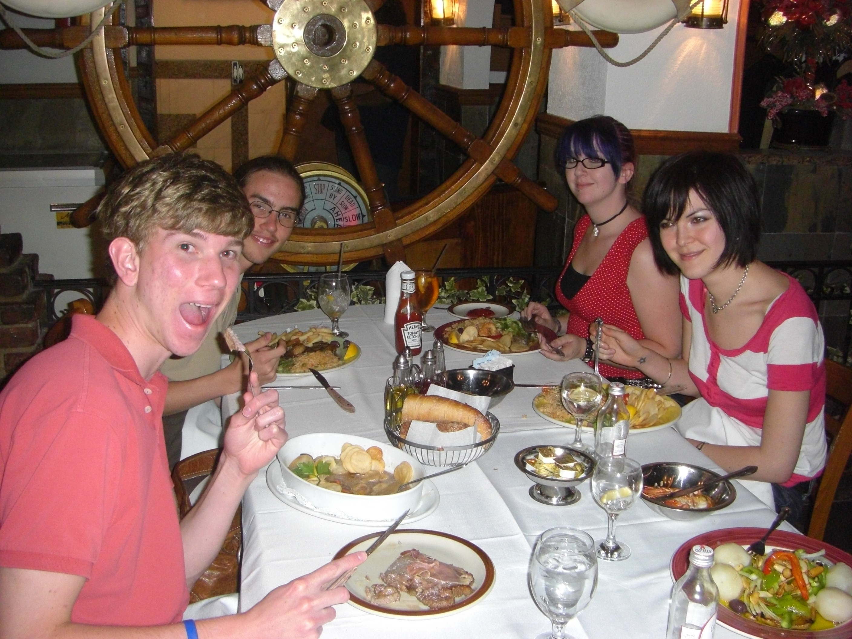 Club at Iberia Restaurant Newark May 2008